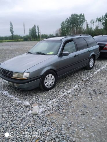 folksvagen passat: Volkswagen Passat: 1996 г., 1.8 л, Механика, Бензин, Универсал