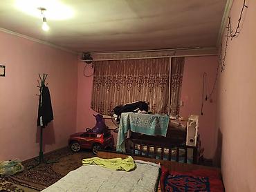 Продажа коттеджей и домов: Продаю дом ус 7 сот. по документу. а по факту 15 соток — 6