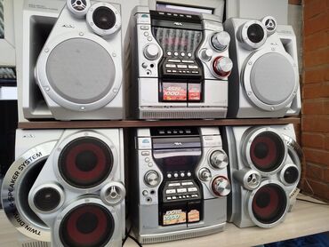 Динамики и колонки: Продаю недорого верхний AIWA музыкальный центр сост. как новый. есть