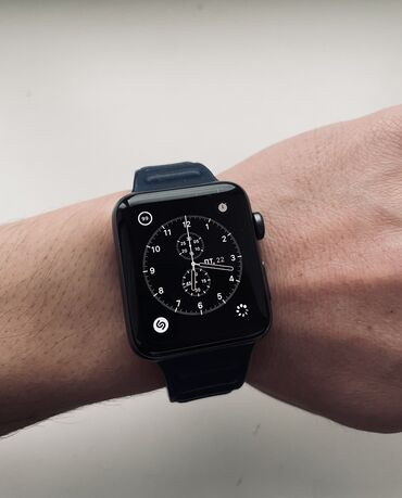 apple watch 42: Продаю Apple Watch 3 серия 42 ml отличным состоянии в комплекте