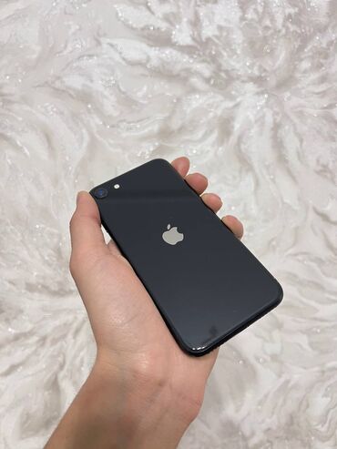 xiaomi mi 8 se: IPhone SE 2020, Б/у, 64 ГБ, Черный, Чехол, 80 %