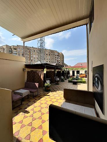 Digər restoran, kafe avadanlığı: “Şeş Beş Pub” – rahat məkan Təsvir: - Şəhər küçə vitrinli giriş, iri — 2