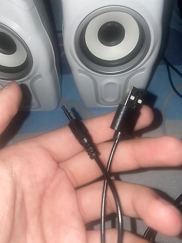 him rs: **RGB stereo zvučnici za računar** Kompaktan set desktop zvučnika u — 6