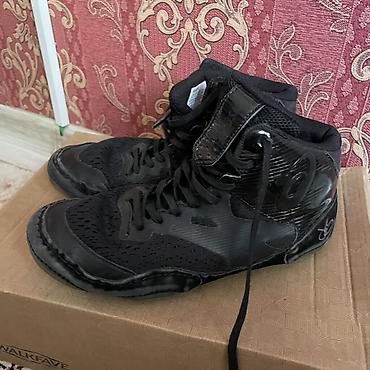 clarks обувь: Мужские кроссовки, 35.5, Asics, Б/у, цвет - Черный, Самовывоз — 4