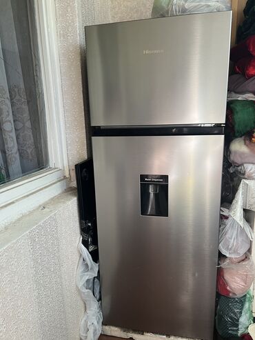 холодильники продою: Холодильник Hisense, Б/у, Двухкамерный, No frost, 55 * 148 * 55