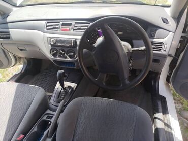 Mitsubishi: Mitsubishi Lancer: 2000 г., 1.5 л, Автомат, Бензин, Седан