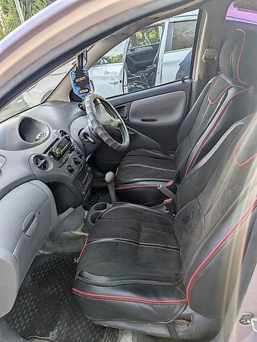 витз: Toyota Vitz: 1999 г., 1 л, Автомат, Бензин, Хэтчбэк — 2