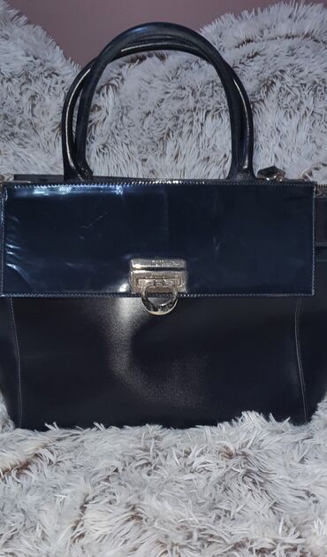 prada torba cena: Shoulder bag, Mona