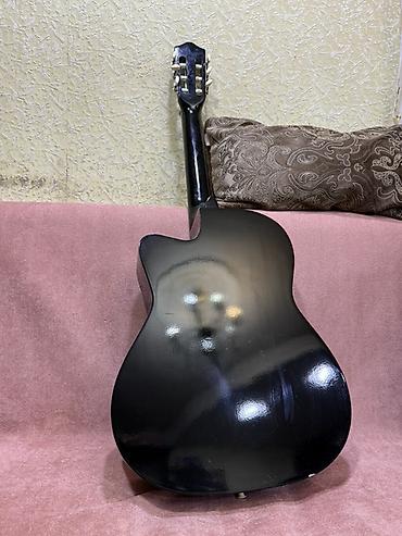 fender gitara: Salam yeni kimidi heç bir cızığı qırığı yoxdur simlər təzə dəyişilib — 2