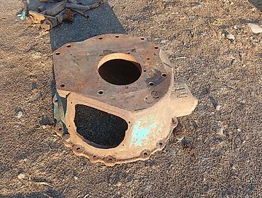 Другие плуги: Отвальный плуг навесной, многокорпусный - Конструкция: рама из — 11