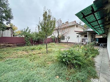 Продажа домов: 4 комнаты, 115 м², 5 соток, Бишкек, ул. Тоголок Молдо / Щербакова Агентство недвижимости — 2