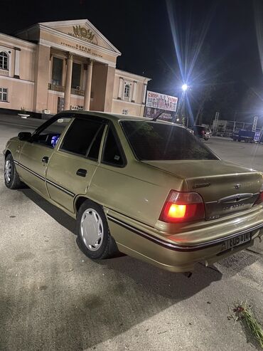 Daewoo: Daewoo Nexia: 2006 г., 1.6 л, Механика, Бензин, Седан