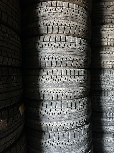 донголок 9: Шины 225 / 50 / R 17, Зима, Б/у, Комплект, Легковые, Япония, Bridgestone