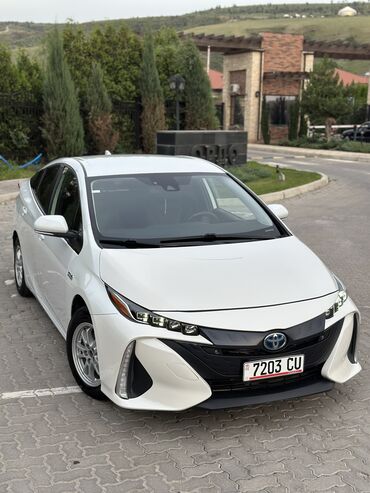сиденье для машины: Toyota Prius: 2021 г., 1.8 л, Вариатор, Гибрид, Седан