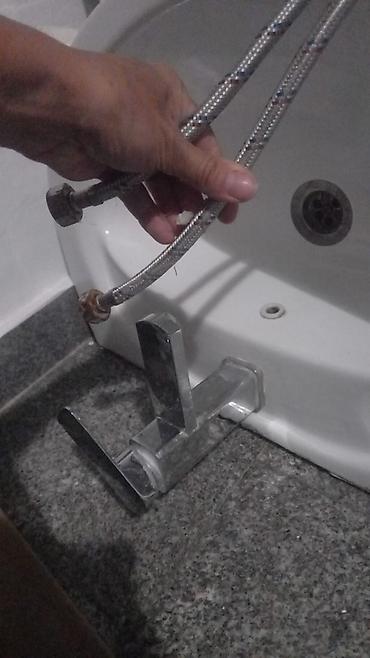 qapı şüşəsi: ENDİRİM OLUNDU 🆘🆘🆘Otaq qapısı 2ədəd hündürü 2metr eni 80sm 1əd 50azn — 4