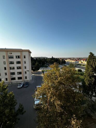 срочно продам квартиру в баку: Bakı, Buzovna, 3 otaqlı, Köhnə tikili, 68 kv. m