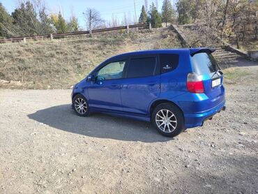 машине фит: Honda Fit: 2004 г., 1.5 л, Типтроник, Бензин, Седан