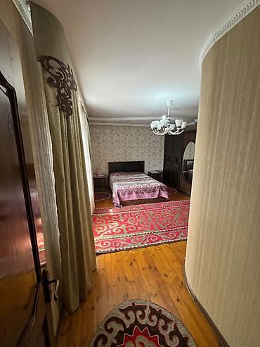 восток 5 сдаю: 250 м², 6 комнат и более, ул. Кара-Дарыя, Семейным — 5