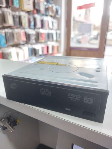 Digər ehtiyat hissələri: Ram Hard disk Plata Sata Video kart Prasesr Lan port Kuler perler — 10