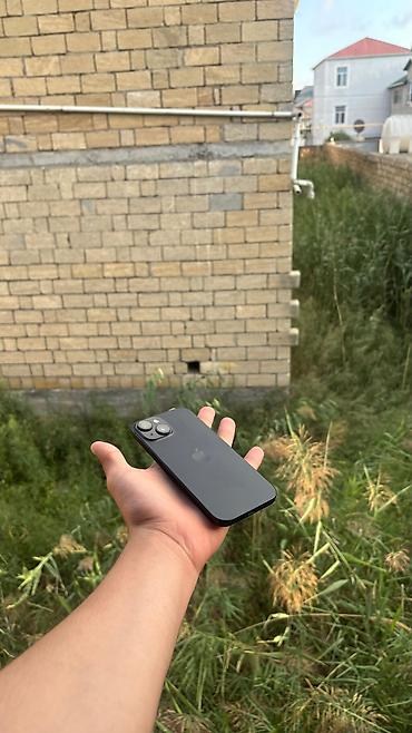 Apple iPhone: IPhone 15 — 10