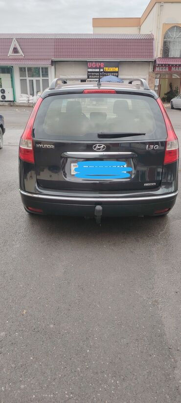 запчасти на прицепы: Hyundai i30: 1.6 l | 2009 il Universal