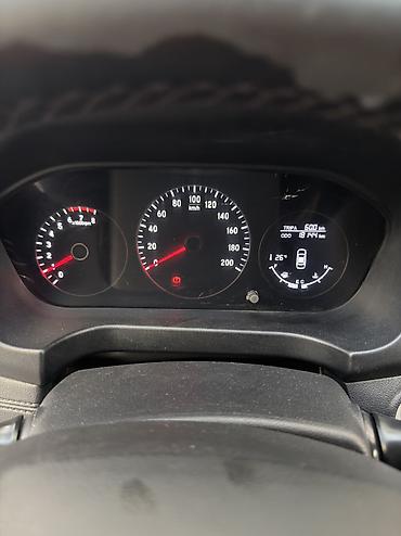 бид е2: BYD : 2021 г., 1.3 л, Механика, Бензин, Минивэн — 8