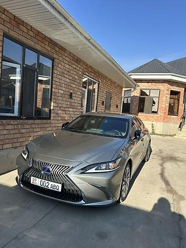 Lexus: Lexus ES: 2019 г., Гибрид, Седан — 1