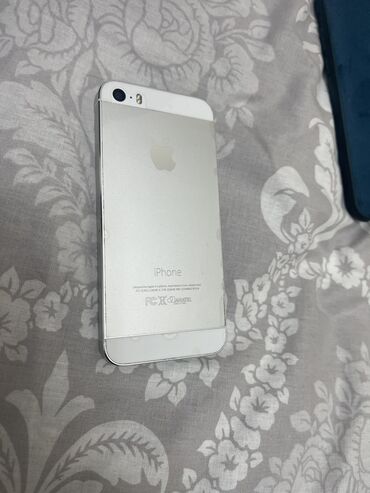 куплю iphone 5s: IPhone 5s, Б/у, 16 ГБ, White Titanium