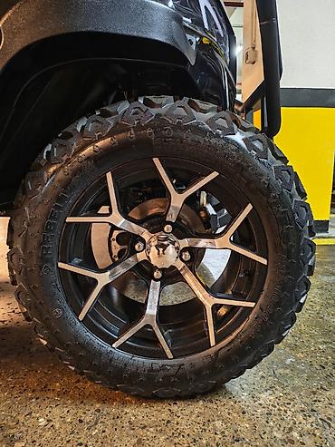 Microcar: Elektrik golf karı – 4+2 yerlik, off-road təkərli Məhsul təsviri: - — 4