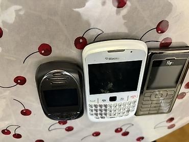 nokia 2720 fold: Kolleksiya üçün 3 ədəd klassik mobil telefon paketi: 1) Siemens SL55 — 2