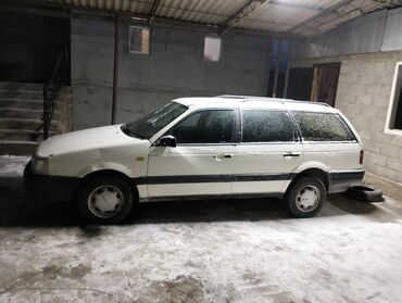 Volkswagen: Volkswagen Passat: 1991 г., 1.8 л, Механика, Бензин, Универсал