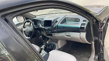 cruze bamper: Mitsubishi L200: 2.5 l | 2008 il 69000 km Pikap — 3
