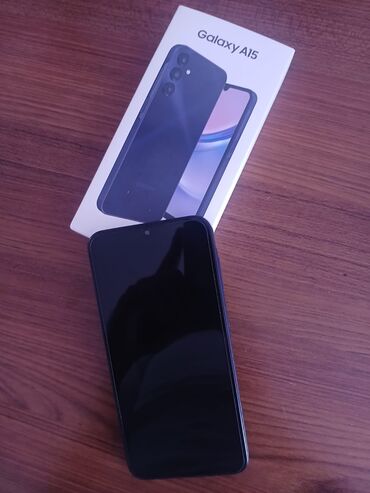 a 20 s: Samsung Galaxy A15, rəng - Qara, Barmaq izi