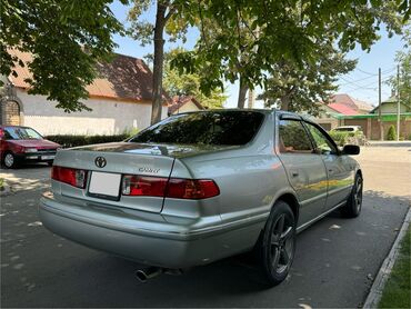купить машину шевроле: Toyota Camry: 2000 г., 2.2 л, Автомат, Бензин, Седан
