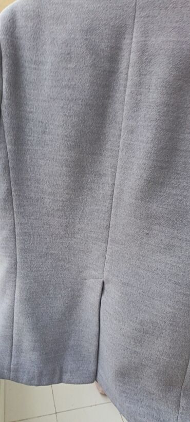 Paltolar: Kişi palto/kaban – boz rəng Palto. Isimle alqrli almisdim ele olduki — 3