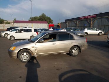 машиналар арзан: Honda Civic: 2002 г., 1.5 л, Автомат, Бензин, Седан