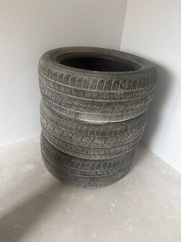 Комплект из 4 автомобильных шин Bridgestone Blizzak (зимние