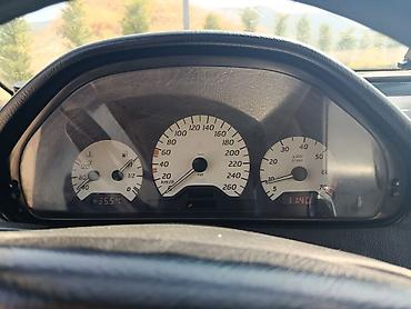 Mercedes-Benz: Mercedes-Benz C-Class: 2.4 l | 1997 il Sedan — 8