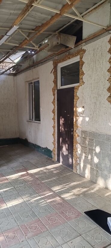 тоголок молдо фрунзе: 2 бөлмө, Менчик ээси, Чогуу жашоосу жок, Жарым -жартылай эмереги бар