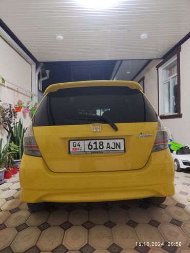 фит срочна сатылат: Honda Jazz: 2008 г., 1.4 л, Вариатор, Бензин, Хэтчбэк