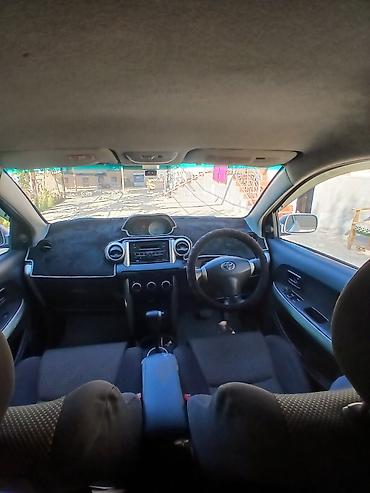jac s7: Toyota Ist: 2002 г., 1.5 л, Автомат, Бензин, Хэтчбэк — 8