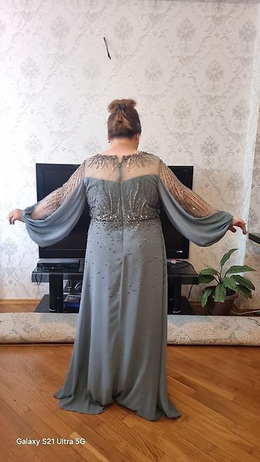 muncuglar: Zərif ziyafət/libas – gümüş-boz rəngdə uzun maxi don - Model: axıcı — 2