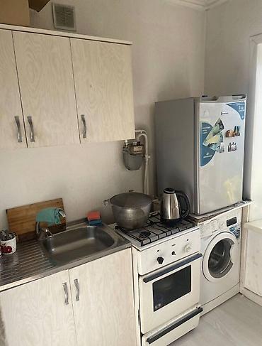 312: 1 комната, 34 м², 8 мкр Индивидуалка, 5 этаж, Старый ремонт — 7