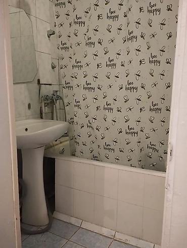 реальному: 3 комнаты, 61 м², Кызыл Аскер 105 серия, 5 этаж, Требуется ремонт — 8