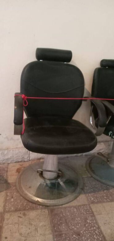 барное кресло: Кресло для стрижки