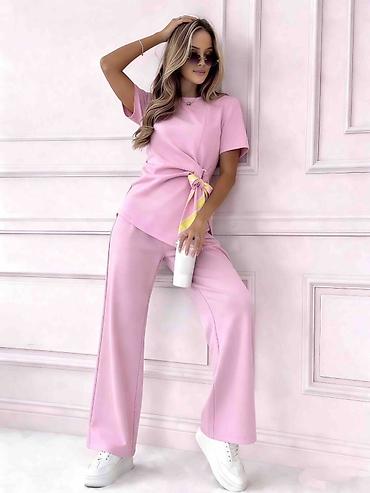 Kompleti: ✨Prelep komplet – majica i pantalone sa širokom nogavicom ✅3000 Din S — 1