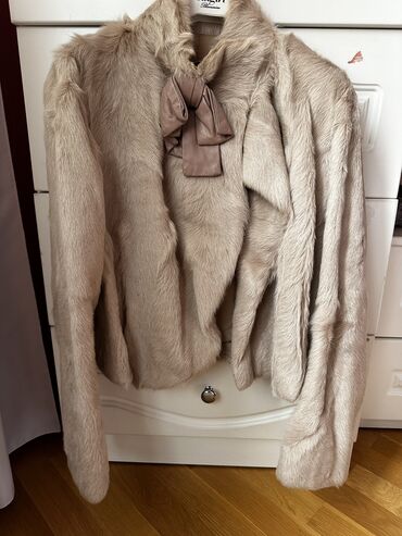 каролина валиант шубы в баку цены: Dovsan xezi red valentino 2000$ alinib