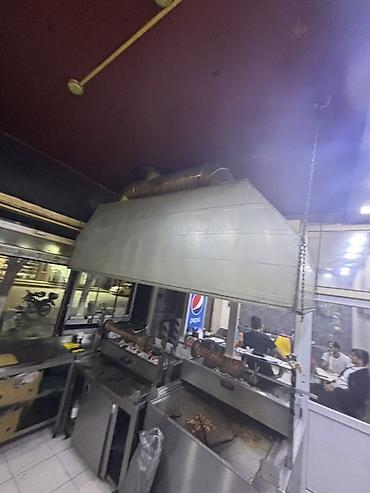 restoran is: 2havalandırma bir yerdeDoner/kabab restoranı üçün peşəkar mətbəx — 2
