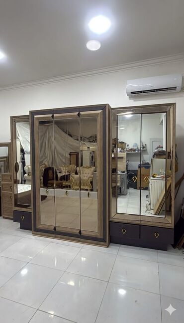 Yataq otağı dəstləri: ‼️ Təcili Satılır ‼️ Endirim olundu Yataq mebeli satilir 1900 -da lalafo.az — 4 Yataq otağı dəstləri: ‼️ Təcili Satılır ‼️ Endirim olundu Yataq mebeli satilir 1900 — 4