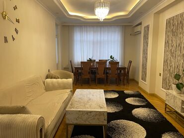 Uzunmüddətli kirayə mənzillər: Mənzilin sahibiyəm. Mənzil Azadlıq metosuna yaxın yerdə yerləşir — 4